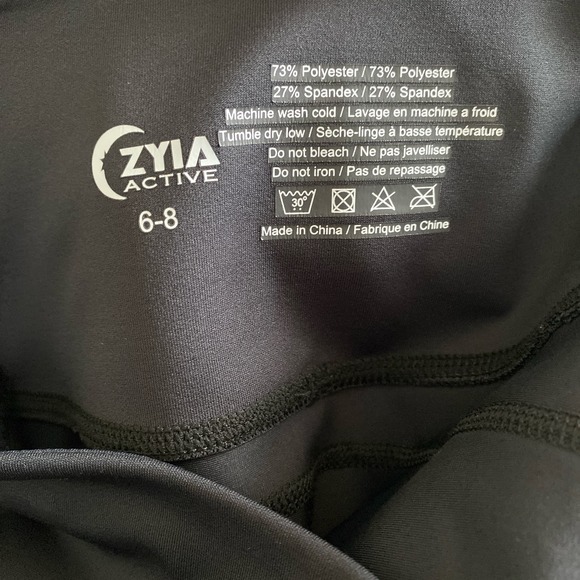 ZYIA Light n Tight Black Leggings w/ Pockets - Picture 4 of 6